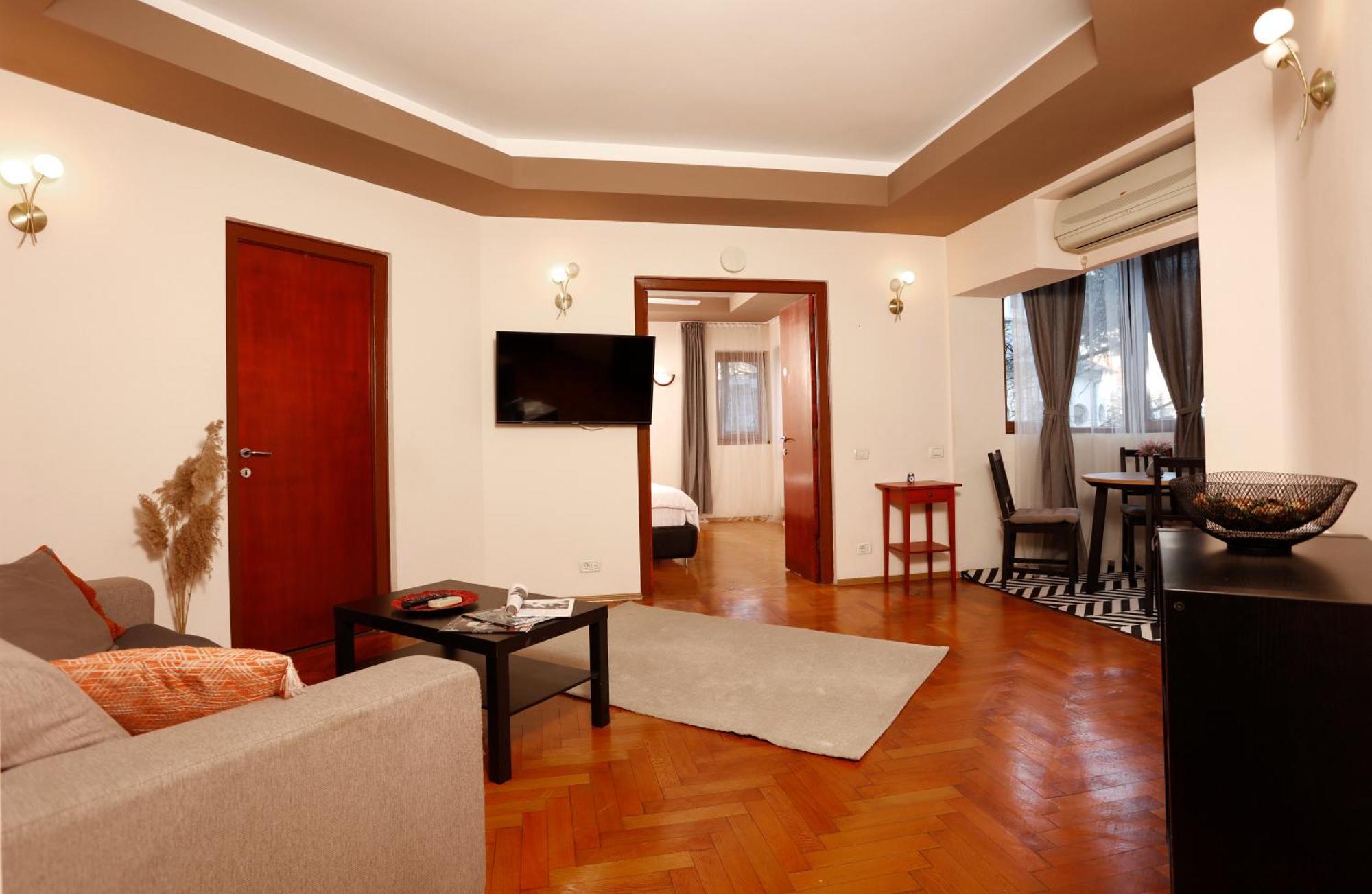 Peaceful Getaway - Generous 3-Bedroom Sanctuary - Close To Historic Old Town Bukurešť Exteriér fotografie