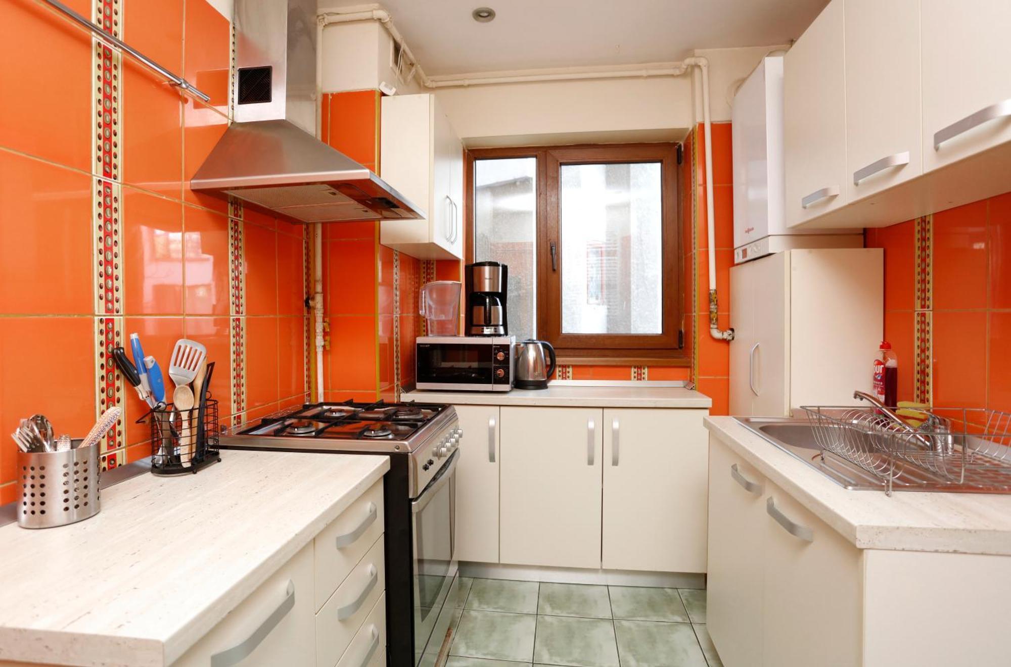 Peaceful Getaway - Generous 3-Bedroom Sanctuary - Close To Historic Old Town Bukurešť Exteriér fotografie